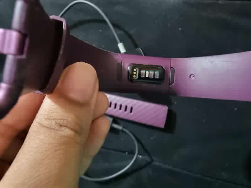 Fitbit Charge 4