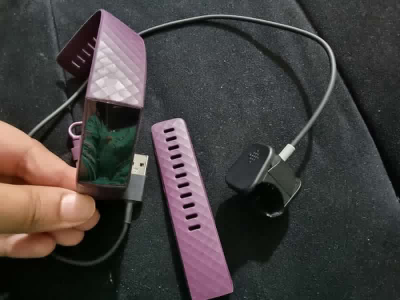 Fitbit Charge 4