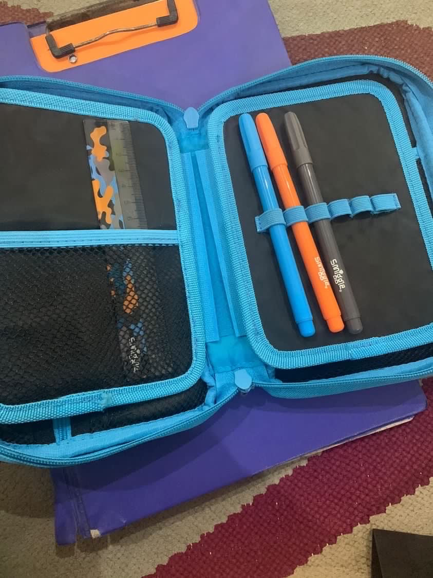 Smiggles Stationary Pouch