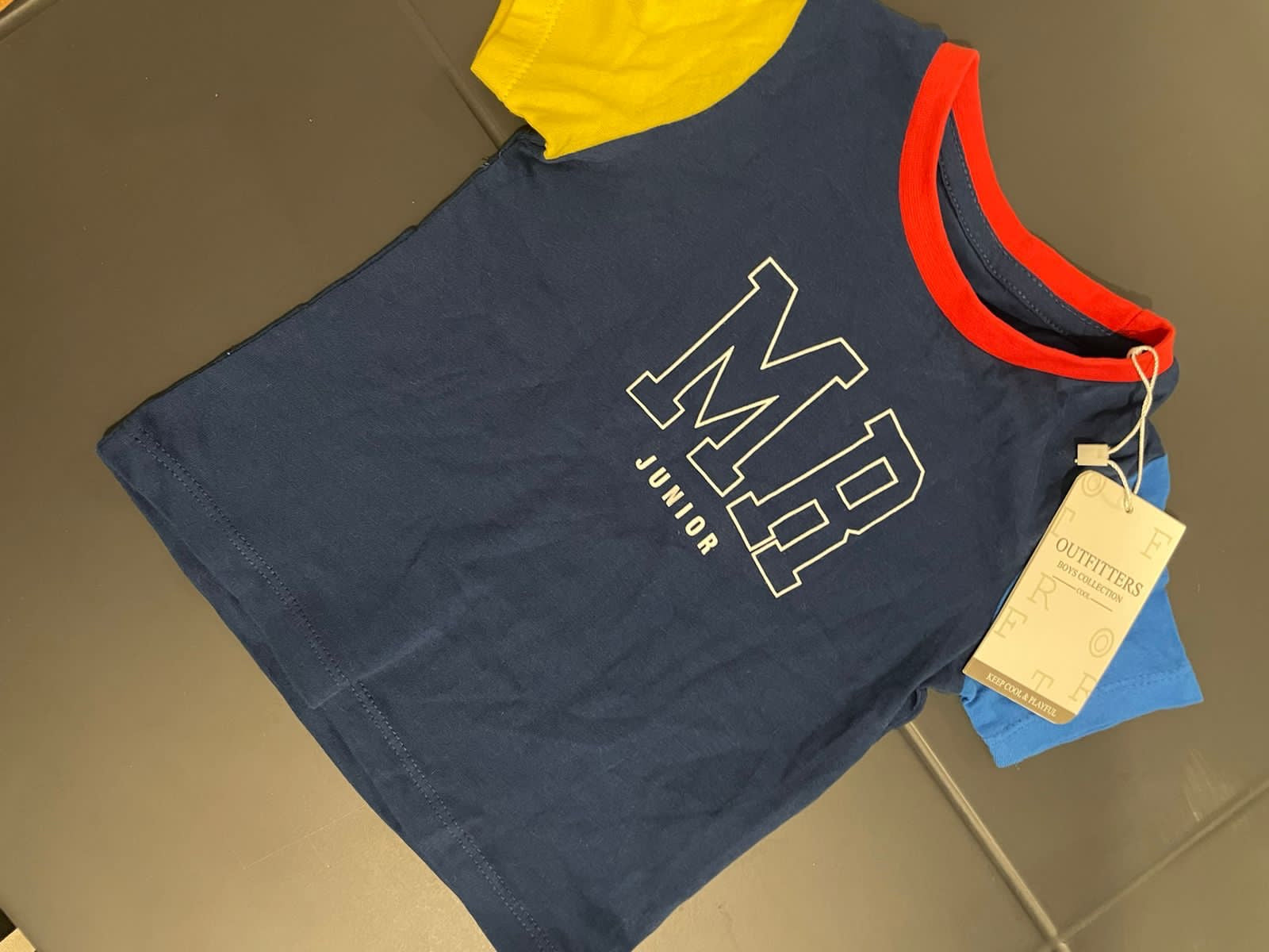 Outfitter T Shirt. Size 6-9m