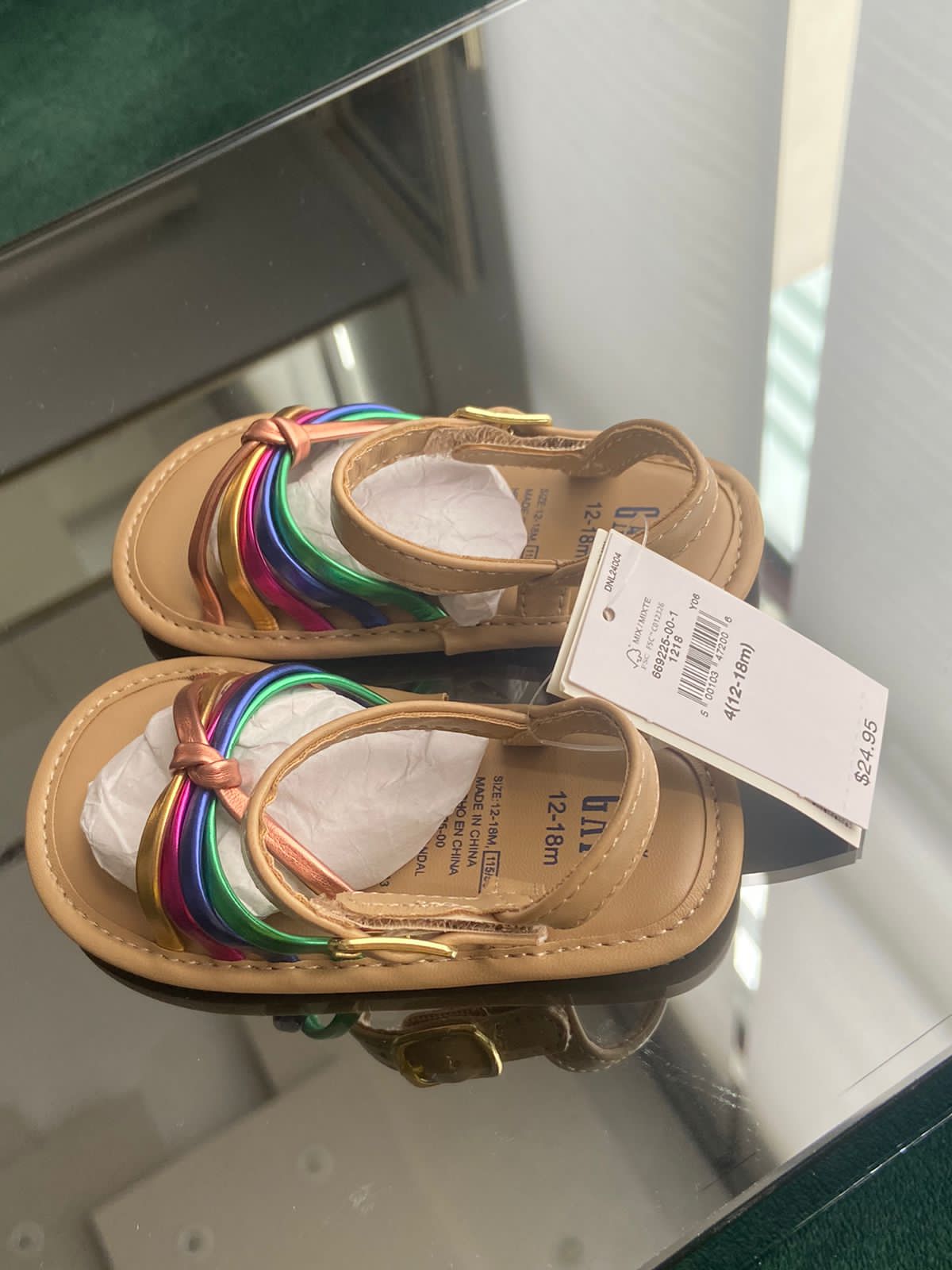 Gap Sandals. 12-18 Months.