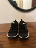 Shoes / Size 11 C / EUR 28
