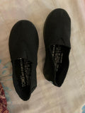 Toms Shoes / Size 30