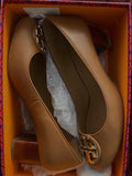 Tory Burch. Size: 7.5(38)