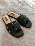 Nine West Flat Side Sandals. Size: US 7.5