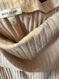 River Island Ribbed Sweater . Size: 12