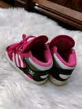 Sketchers. Size: 21