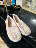 Toms. Size: 31.5
