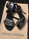 Louis Vuitton Black Heels. Size: 37