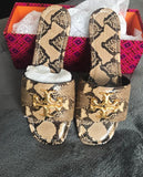 Tory Burch Elanore Slides. Size: US 9