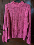 Sweater. Size: M