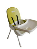 Baby Starts Highchair