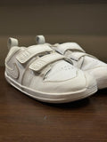 White Sneakers. Size: 8C