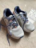 On Cloud Runners. Size: 37
