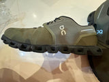 Shoes. Size: Eu 44