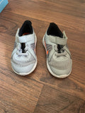 Grey Sneakers. Size: US 5
