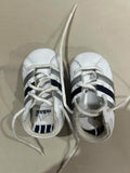 Shoes. Size: Us 2k