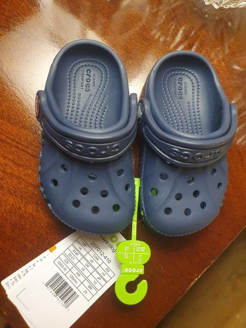 Crocs. Size C5