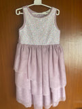 H&M Dress. Size: 5-6yrs