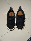 Old Navy Double Strap Toddler Shoes. Size: 7