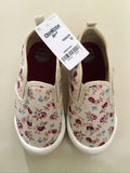 Oshkosh Shoes. Size: Toddler 12