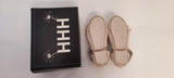 Sandals. Size: 27