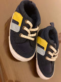 Carter’s Booties. Size: 6-9m