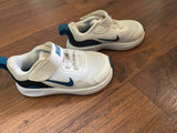 Sneakers. Size: US 6