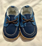 Carter’s Shoes. Size: 3-6m