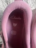 Clarks Shoes. Size: 9.5
