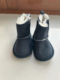Primark Uggs. Size: 9-12m