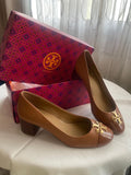 Tory Burch Pumps. Size: US 7