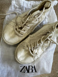 Zara Shoes. Size: EUR 27