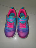 Sketchers Size: EUR 24