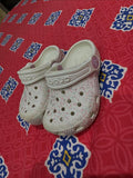 Crocs Size: c6