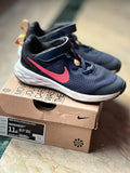 Shoes. Size: 11c