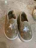 Oshkosh Girls Shoes. Size: US 5