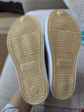 Shoes. Size: US 11/12