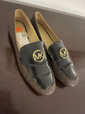 Michael Kors. Size: 6.5