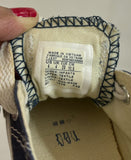 Converse Shoes. Size: UK 4