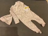Burt’s Bee’s Baby Romper + Cap. Size: 3-6m
