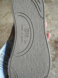 Zara Shoes. Size: 26