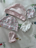 Carter’s Caps & Mittens Set. Size: 0-3m