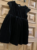 H&M Black velvet dress. Size: 2-3 years