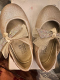 Gold Pumps. Size: 23