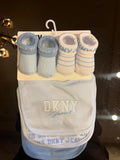 DKNY Bib & Sock Gift Pack. Size: 0-6m