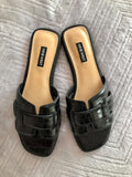 Nine West Flat Side Sandals. Size: US 7.5