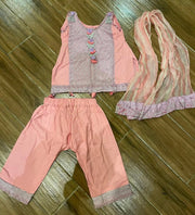 Zebaish 3Pc Set. Size: 1-2.5yrs