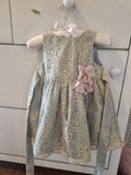 Girls Dress. Size: 6-9 M