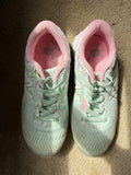 New Balance Sneakers / Size EU  30